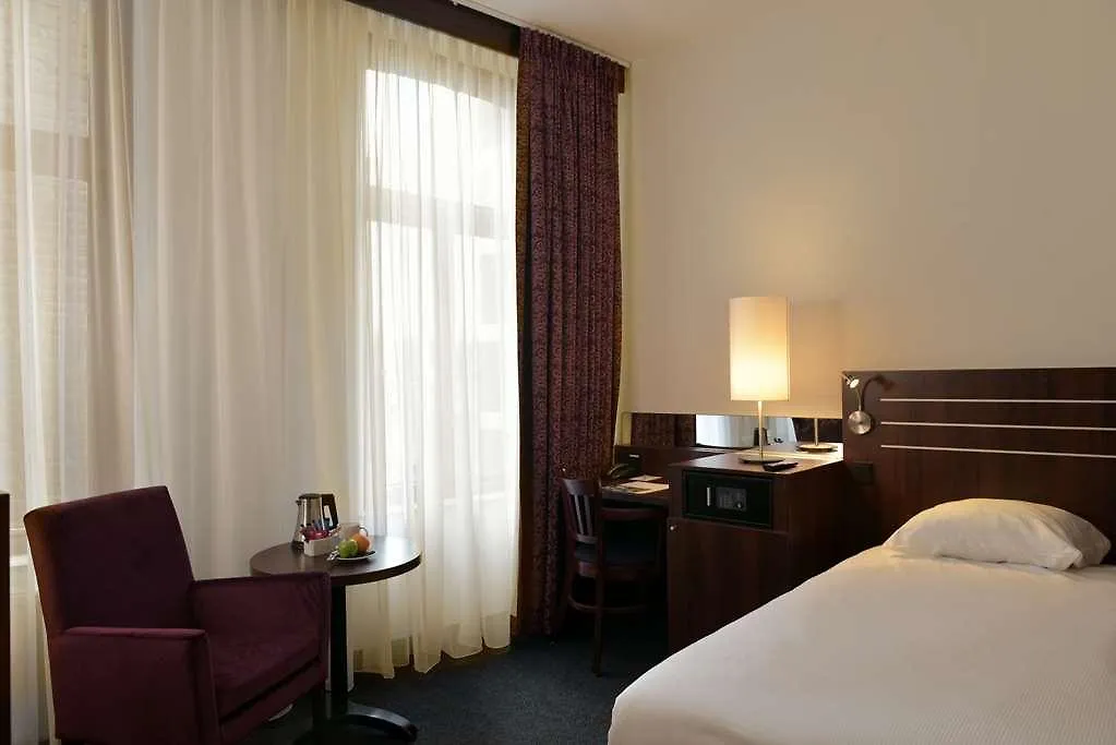 Amrath Grand Hotel De L'Empereur Maastricht 4*,  Países Bajos